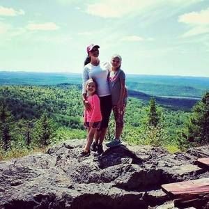 Meet your Posher, Monica